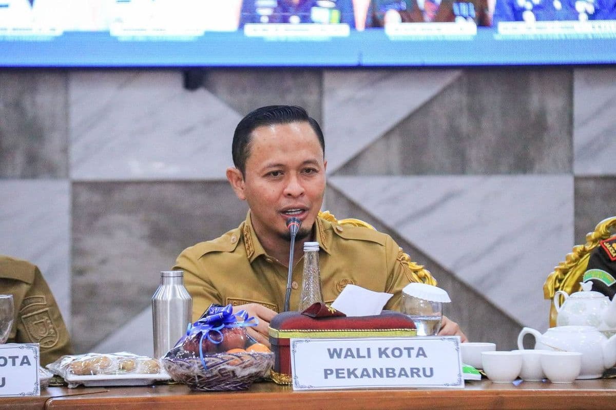 PAD Pekanbaru Tembus Rp 1,2 Triliun, Strategi Wali Kota Agung: Permudah Pajak, Warga Makin Patuh