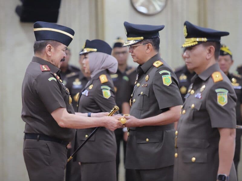 Jaksa Agung Mutasi 19 Kepala Kejaksaan Negeri, Jaksa KPK Jadi Kajari
